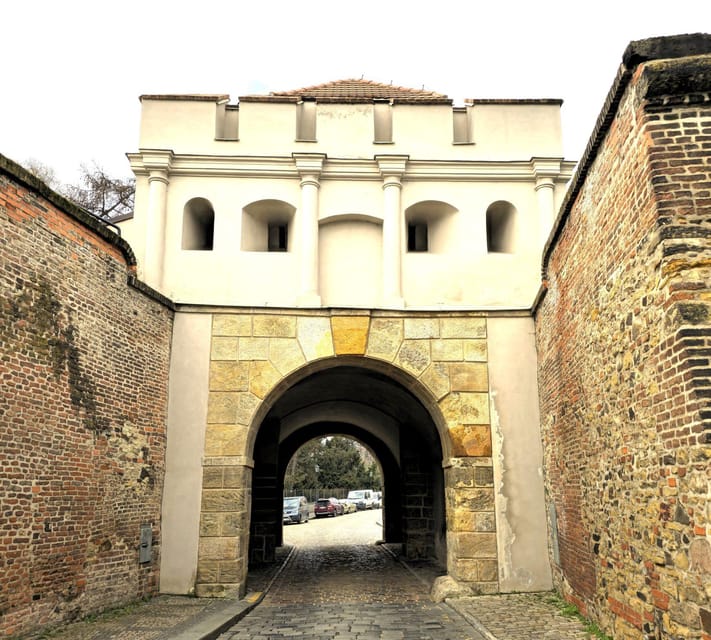 Prague: Vyšehrad Audio Guide with Optional Basilica Ticket - Audio in Your Language: Switch When You Need To