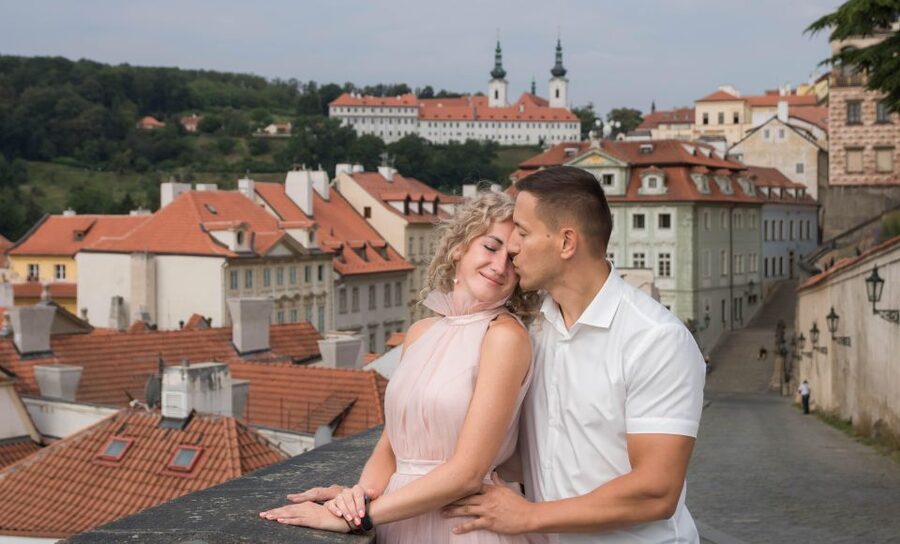 Private photoshoot in Prague - Route options that actually control your time