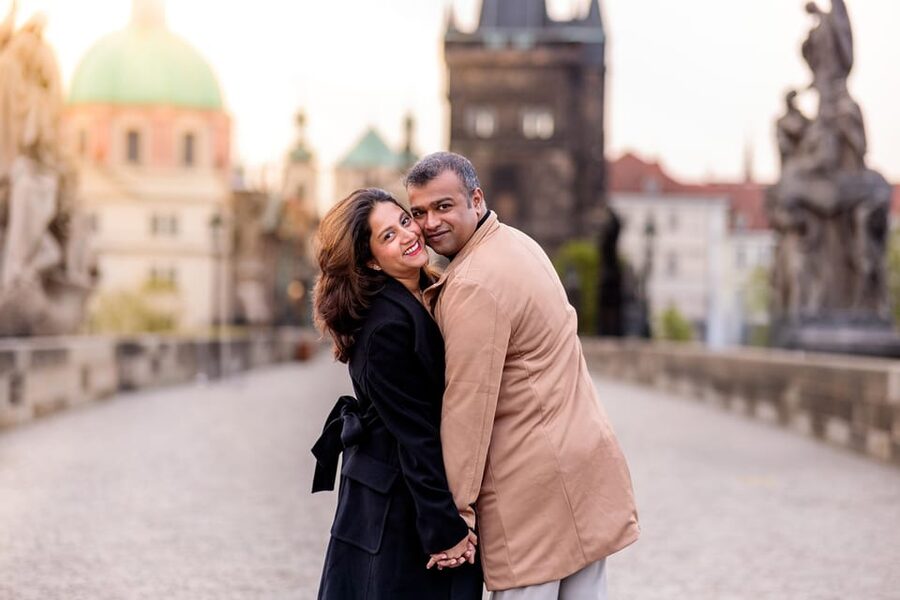 Private Prague Sunrise Photoshoot + Walking Tour - Leah the guide and the camera, why this combo matters in Prague