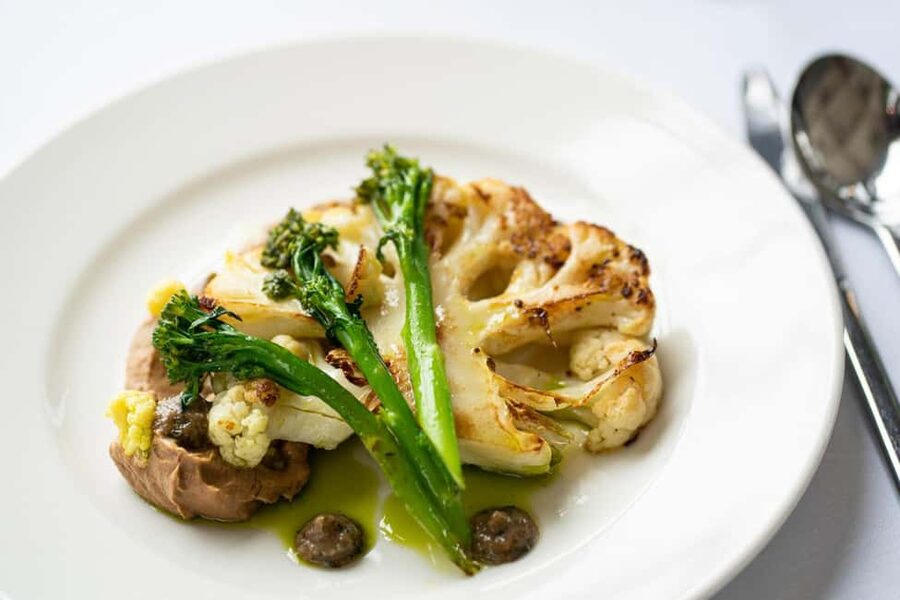 Sinatra Tribute. Concert & dinner. - Price and logistics: what to weigh before you spend