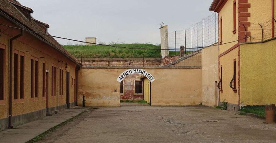 Terezin concentration field excursion - Key points at a glance