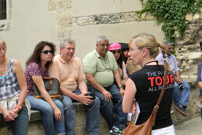 The Prague Tour All Inclusive with Pick up, Boat Trip and Lunch - Charles Bridge and Old Town Hall: The Clock and Photo Reality