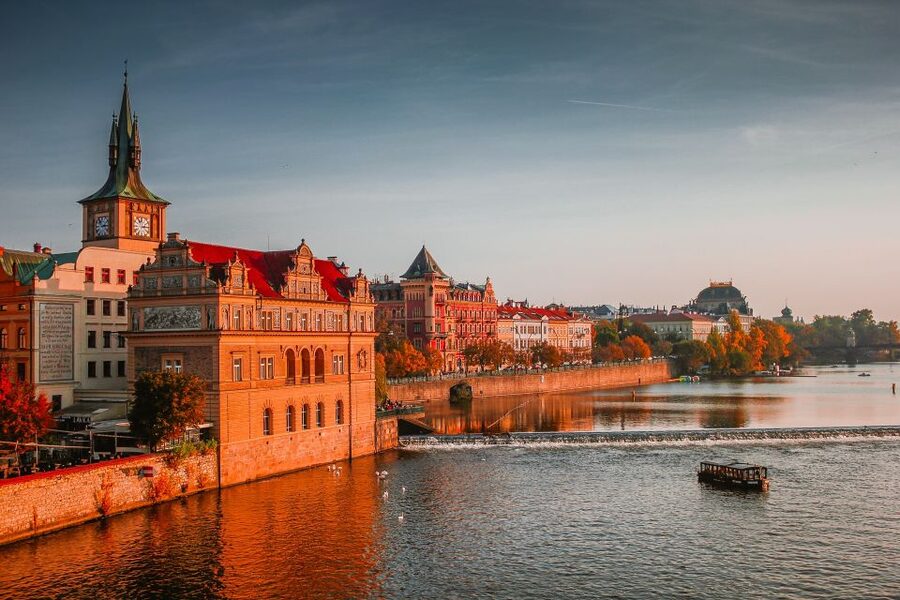 The Royal road, walking tour in french - Price and value: $20 for a guided “map plus story” route