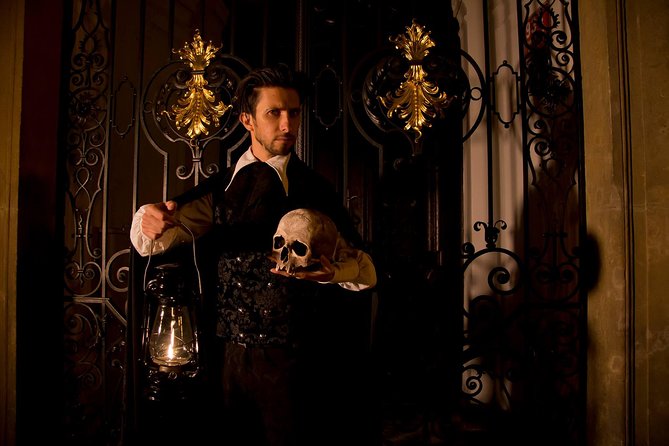Walking Night Tour Ghost Stories and Legends of Prague's Old Town - Why this Prague ghost walk works at night