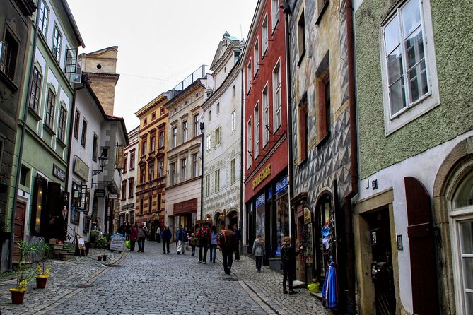 Walking private guided tour in Cesky Krumlov with local certified guide - Timing matters: departing almost any time you want
