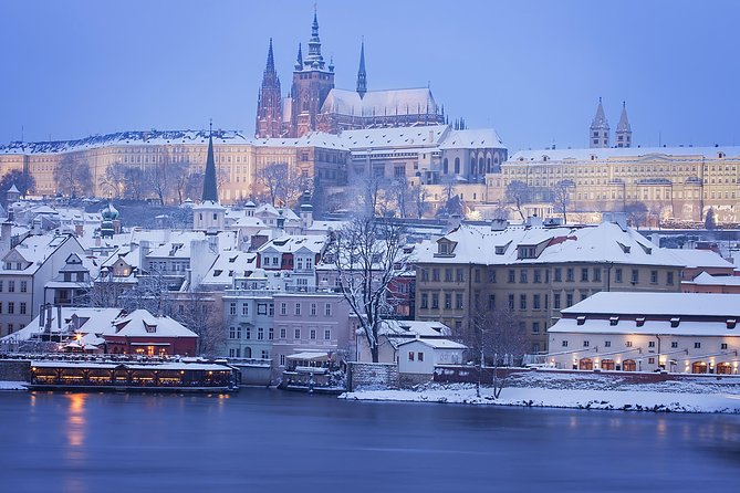 Winter Charm of Prague - private tour with PERSONAL PRAGUE GUIDE - Why winter works so well with a private guide